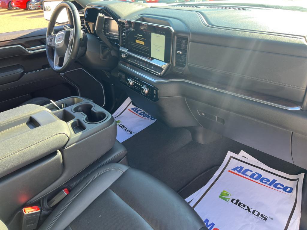 used 2025 GMC Sierra 1500 car, priced at $51,000