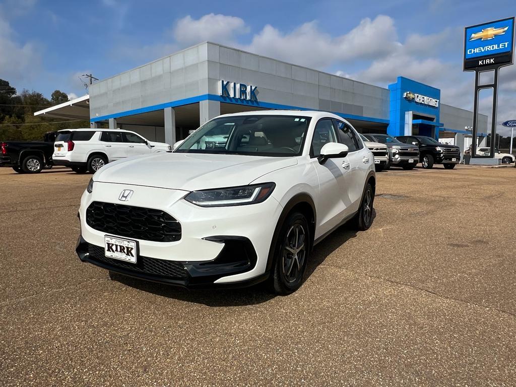 used 2025 Honda HR-V car, priced at $29,500