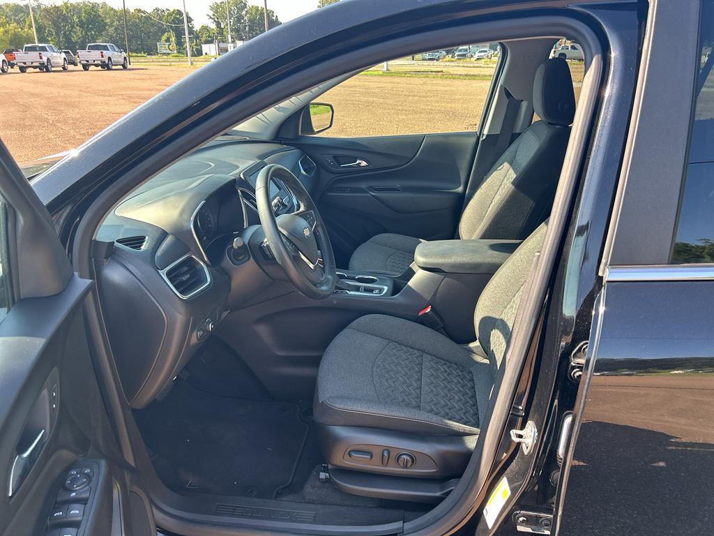 used 2024 Chevrolet Equinox car, priced at $23,495