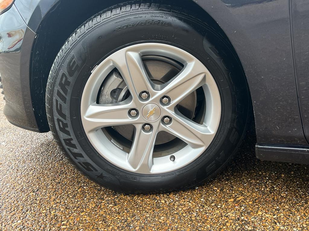 used 2023 Chevrolet Malibu car, priced at $19,500