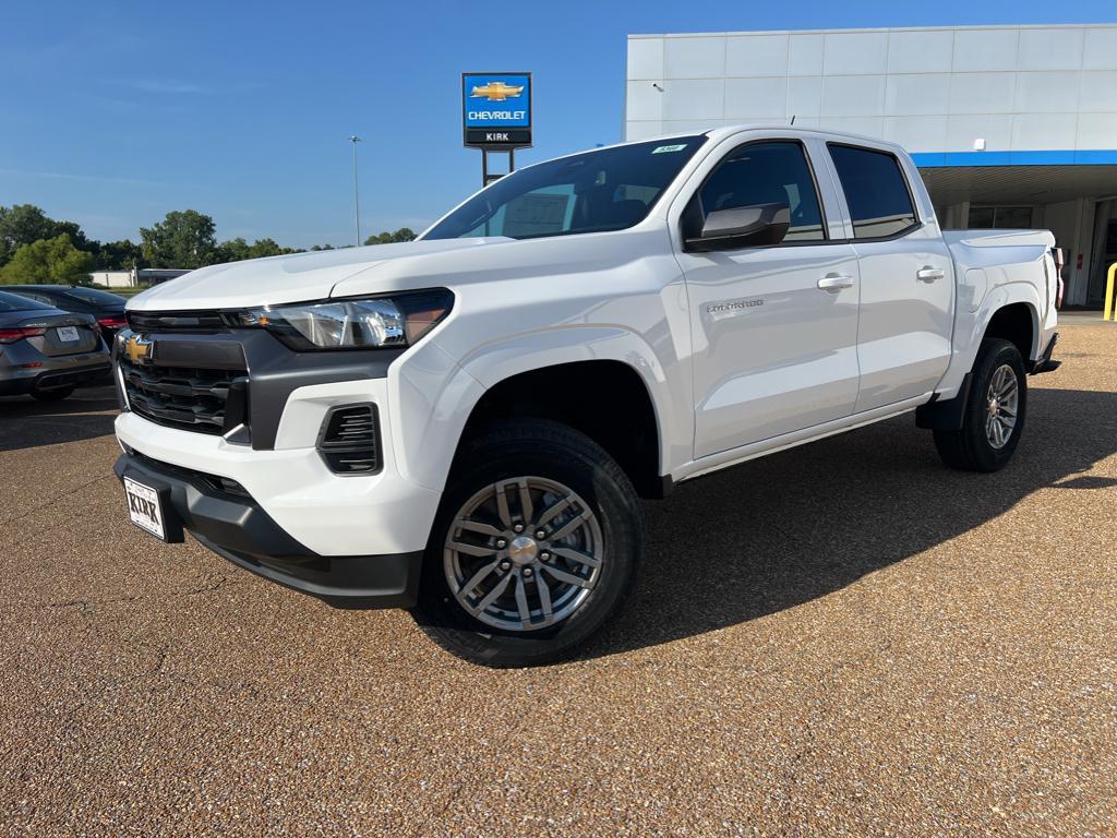 new 2026 Chevrolet Colorado car, priced at $38,135