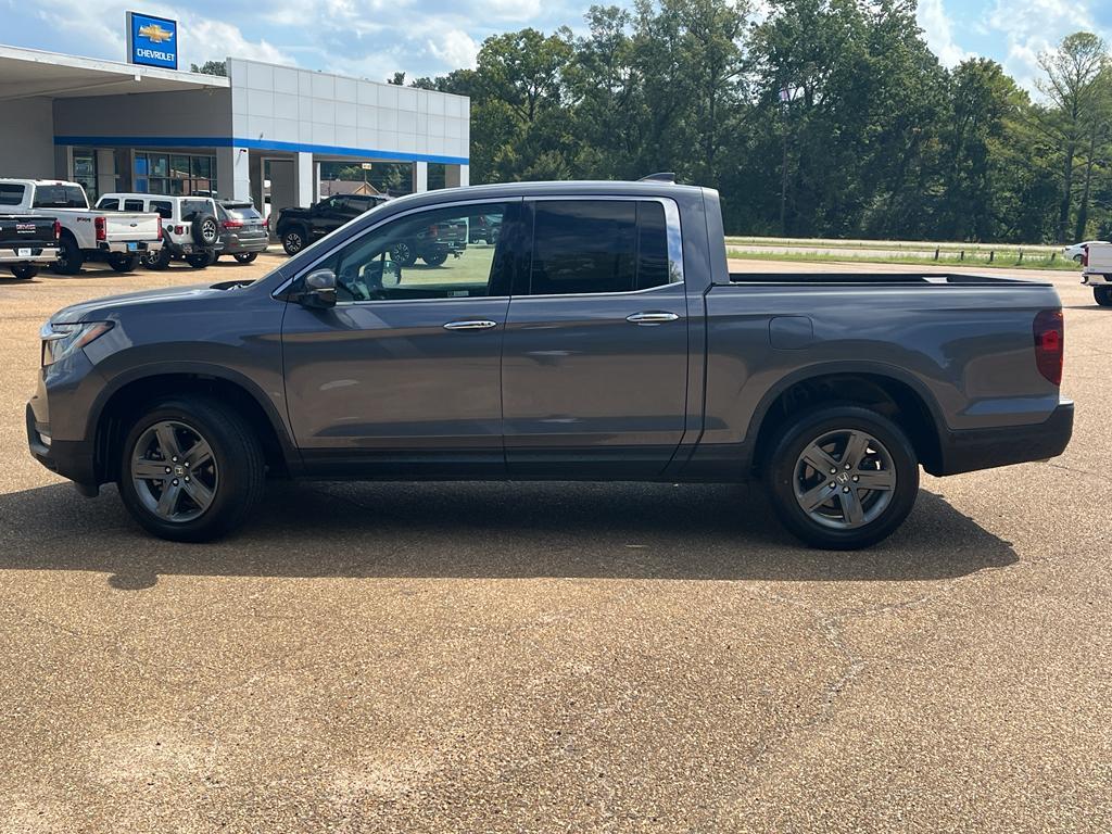 used 2023 Honda Ridgeline car, priced at $35,000