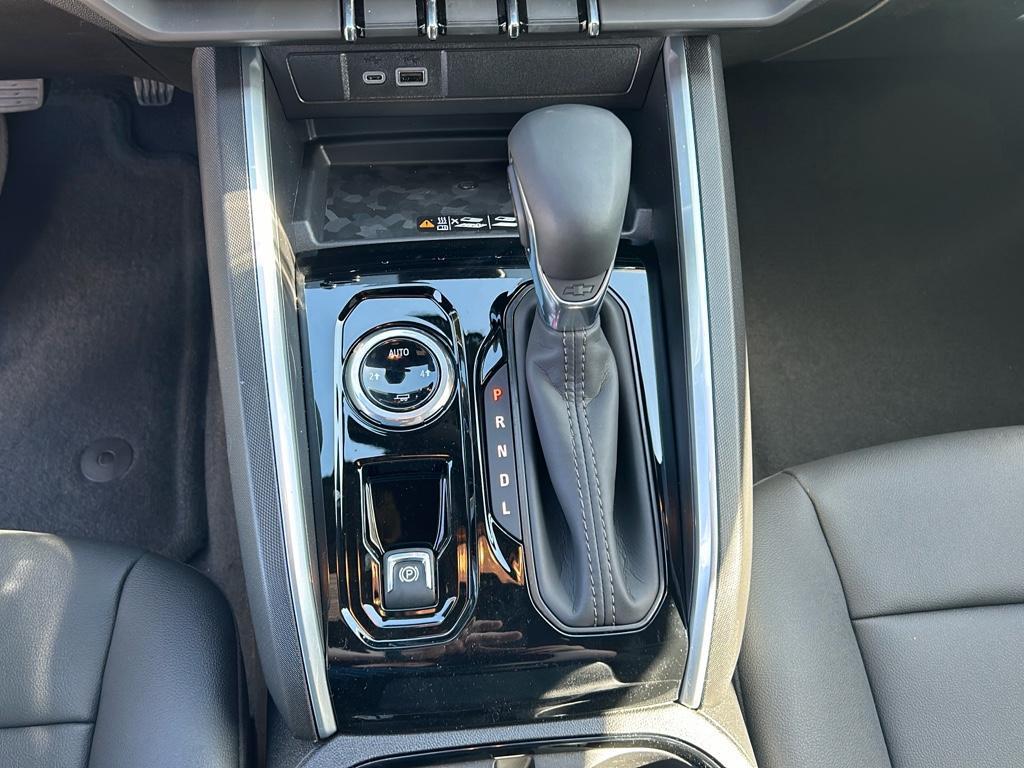 new 2025 Chevrolet Colorado car, priced at $41,800