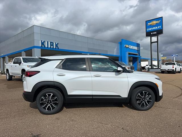 new 2025 Chevrolet TrailBlazer car, priced at $33,304