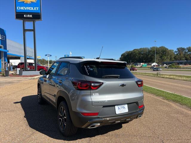 new 2025 Chevrolet TrailBlazer car, priced at $29,003