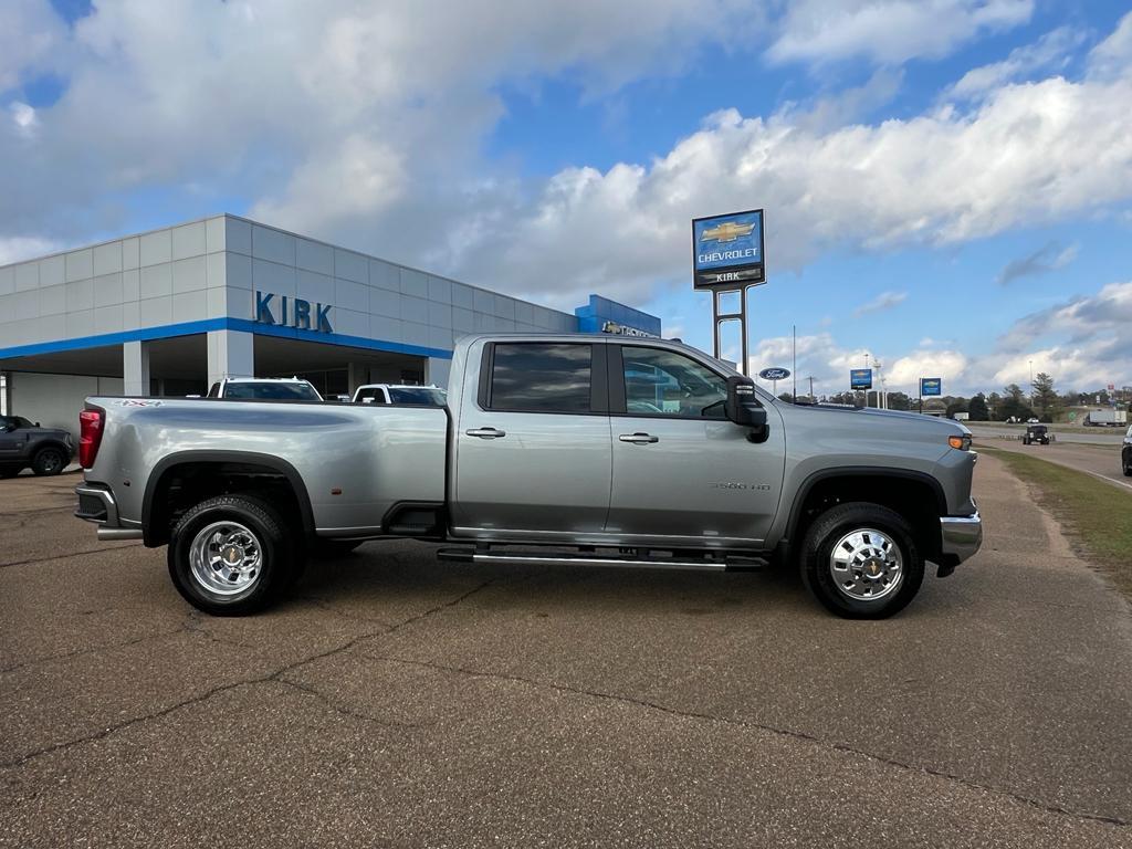 new 2026 Chevrolet Silverado 3500 car, priced at $79,810