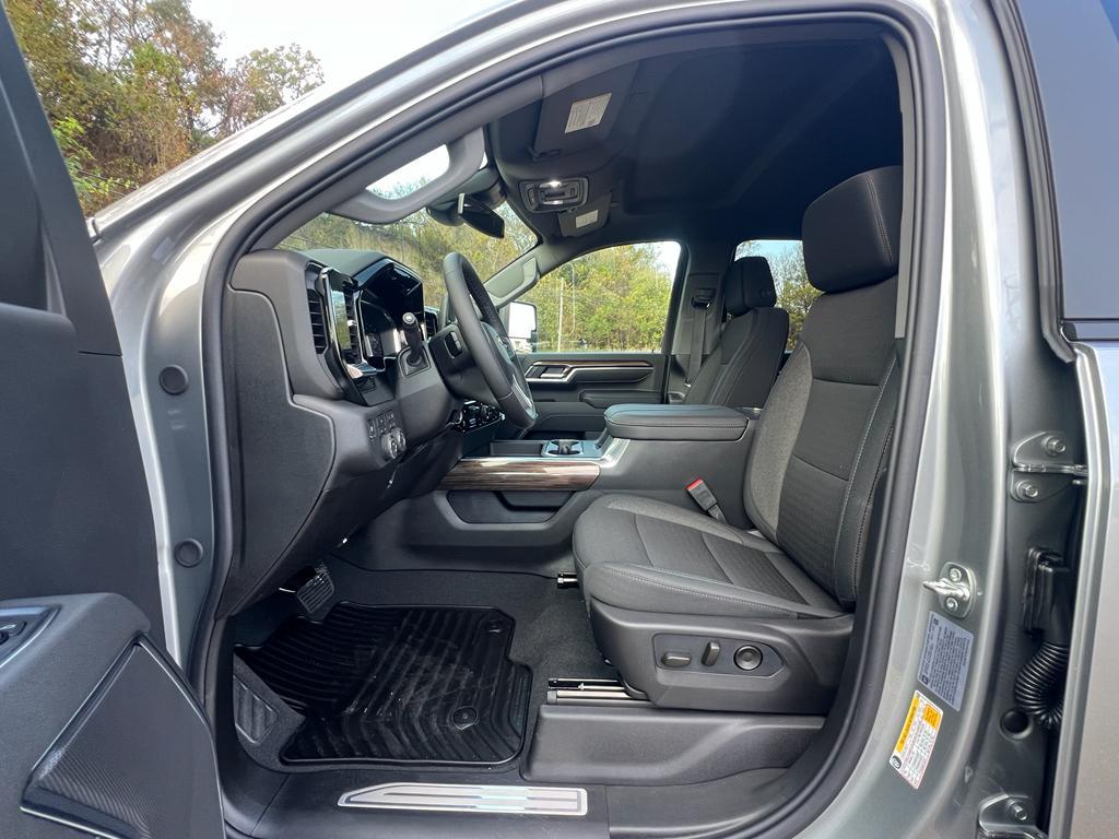 new 2026 Chevrolet Silverado 3500 car, priced at $79,810