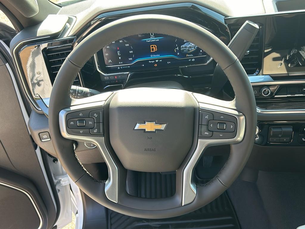 new 2025 Chevrolet Silverado 1500 car, priced at $52,500
