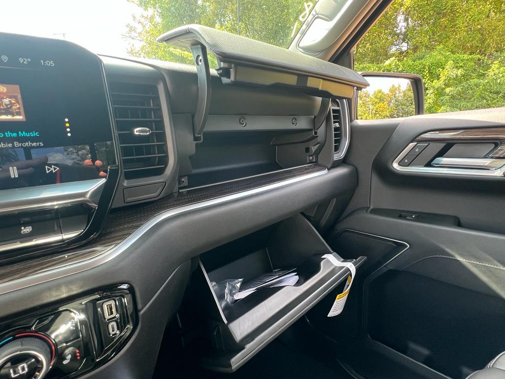 new 2025 Chevrolet Silverado 1500 car, priced at $62,995