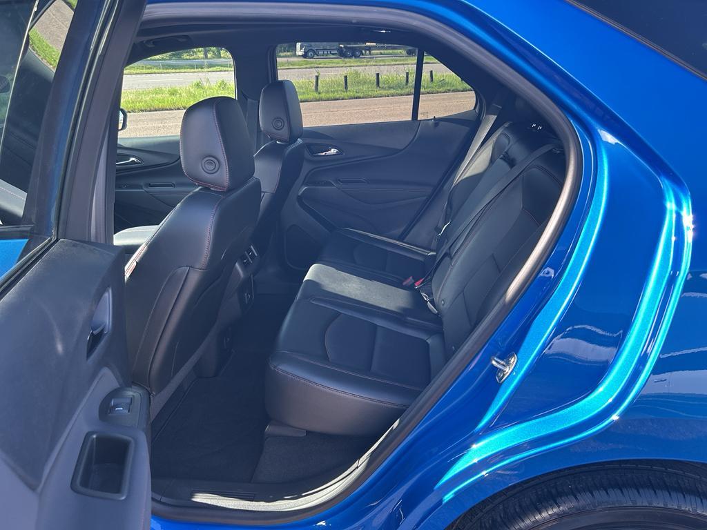 used 2024 Chevrolet Equinox car, priced at $29,995