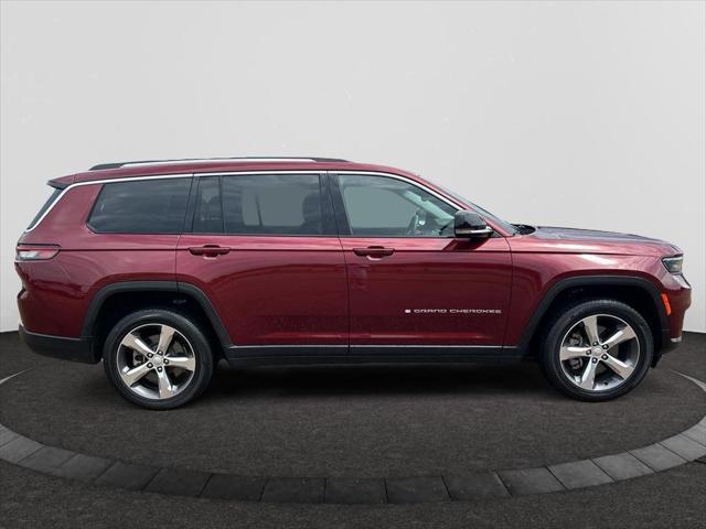 used 2021 Jeep Grand Cherokee L car, priced at $29,900