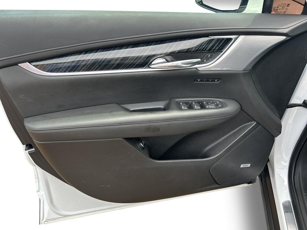 used 2023 Cadillac XT6 car, priced at $38,500
