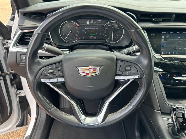 used 2023 Cadillac XT6 car, priced at $38,645