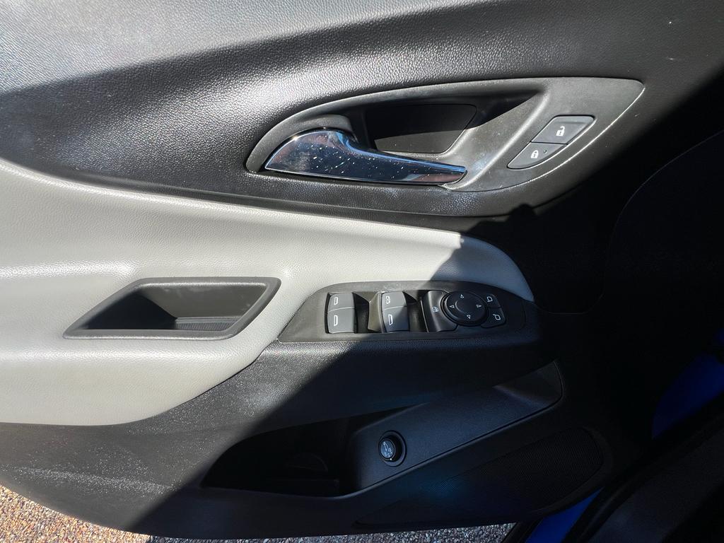 used 2024 Chevrolet Equinox car, priced at $24,021