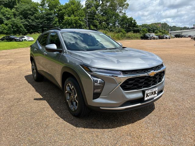 new 2025 Chevrolet Trax car, priced at $24,135