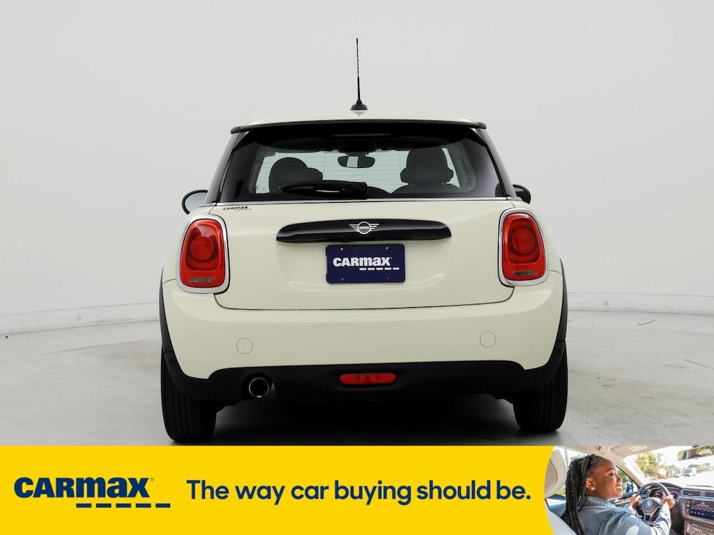 used 2019 MINI Hardtop car, priced at $18,998