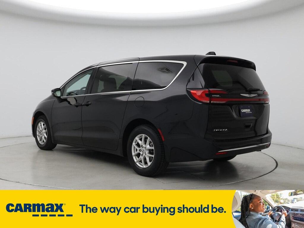 used 2023 Chrysler Pacifica car, priced at $24,998