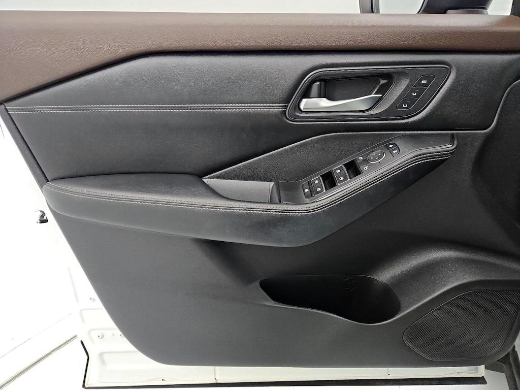 used 2023 Nissan Rogue car, priced at $23,998