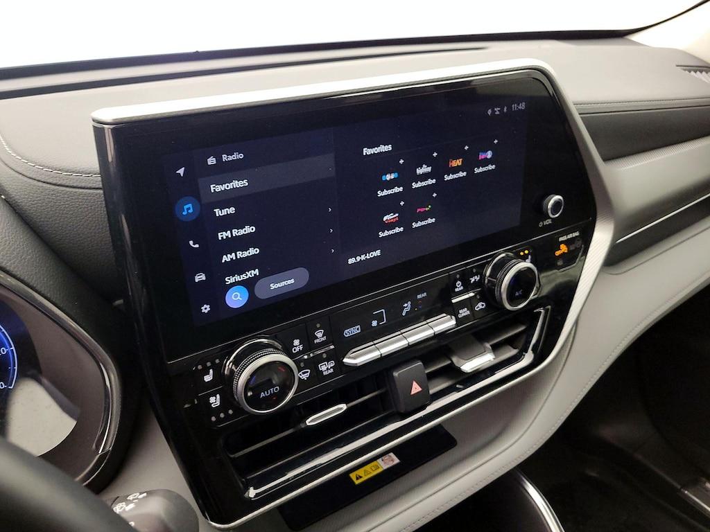 used 2023 Toyota Highlander car, priced at $45,998