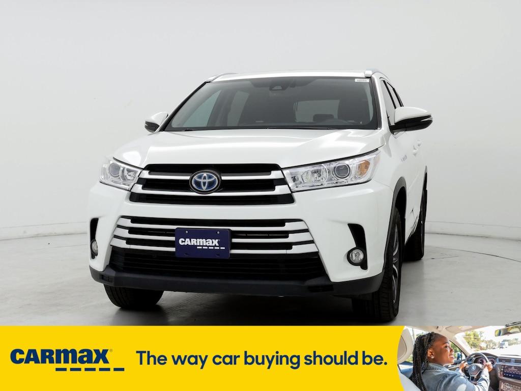 used 2017 Toyota Highlander Hybrid car, priced at $27,998