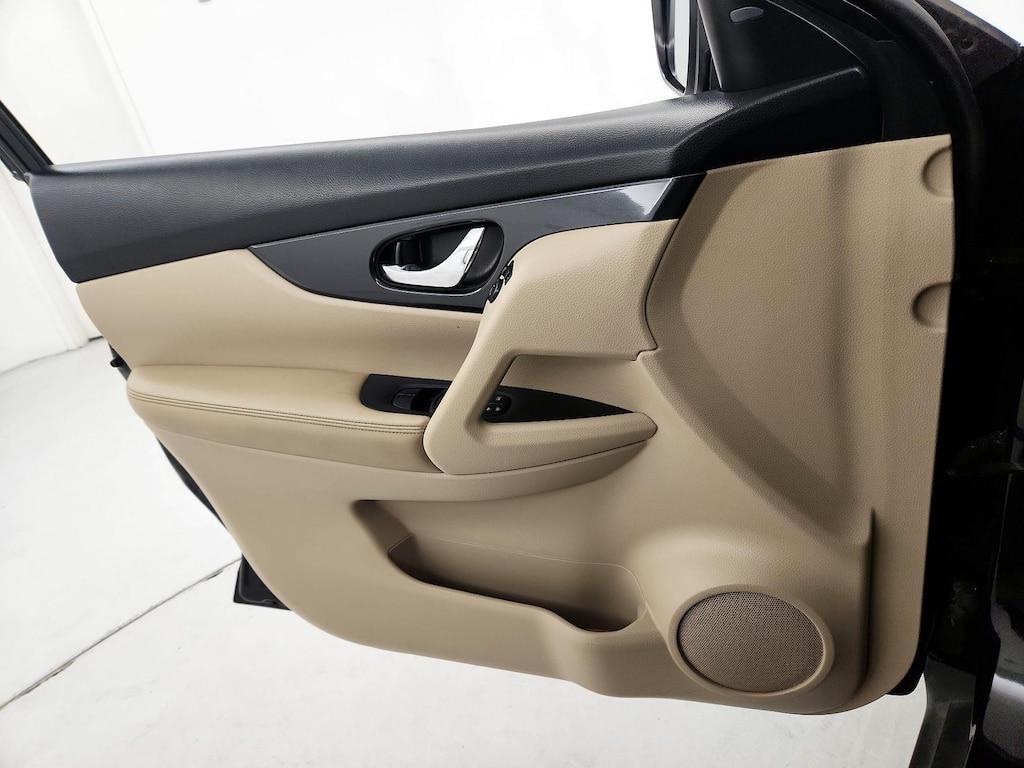 used 2017 Nissan Rogue car, priced at $13,599