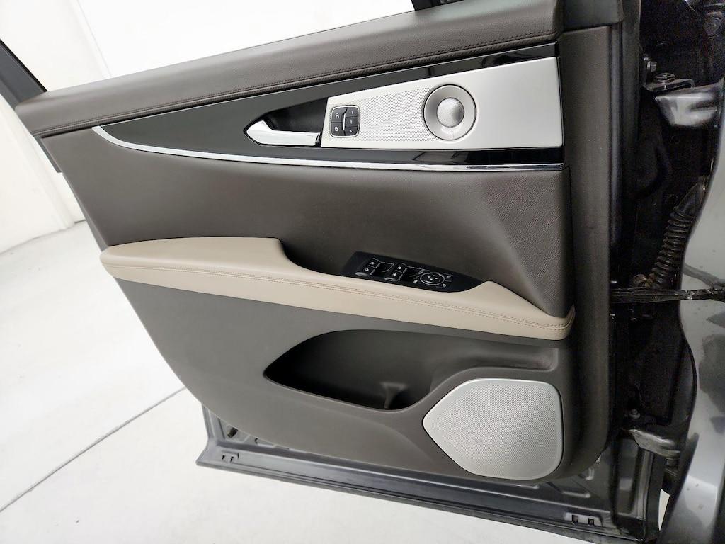 used 2021 Lincoln Nautilus car, priced at $31,998