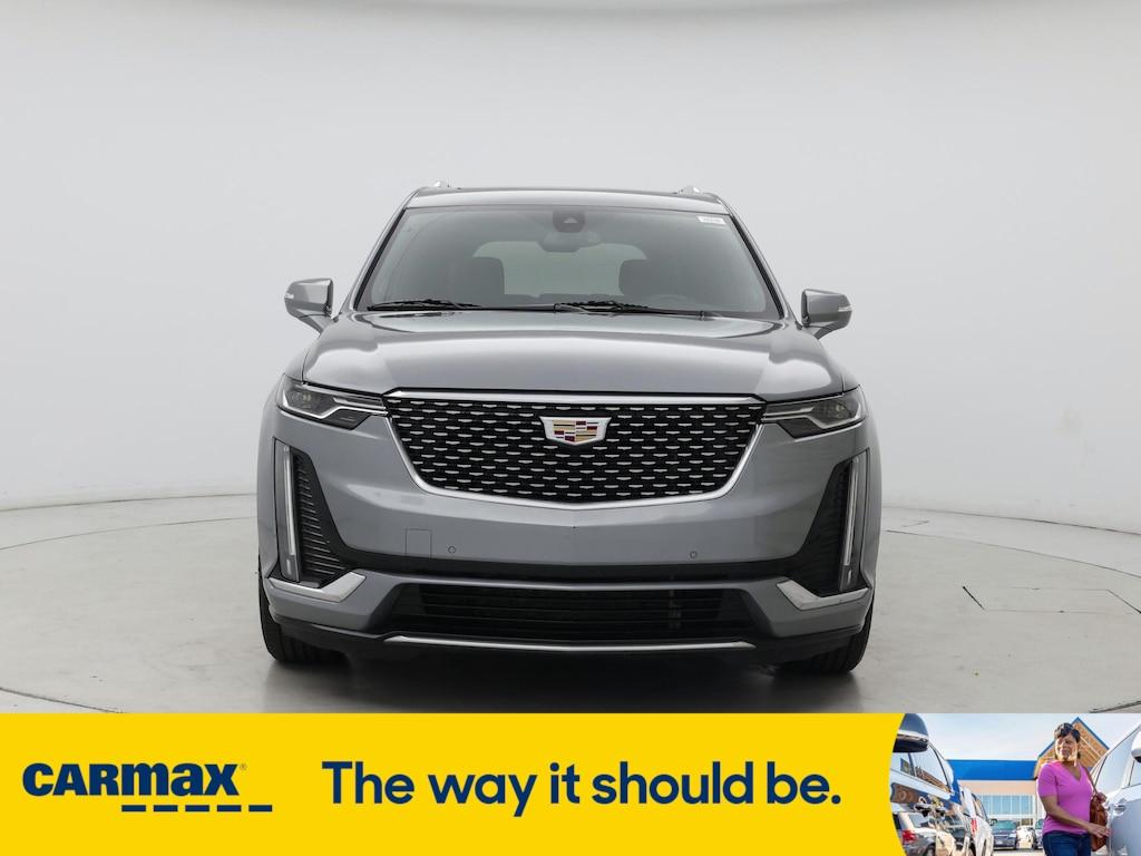 used 2023 Cadillac XT6 car, priced at $33,998