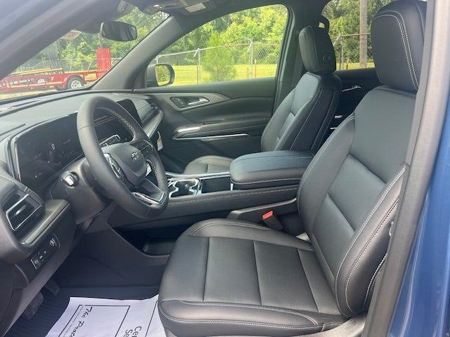 new 2025 Chevrolet Traverse car, priced at $45,885