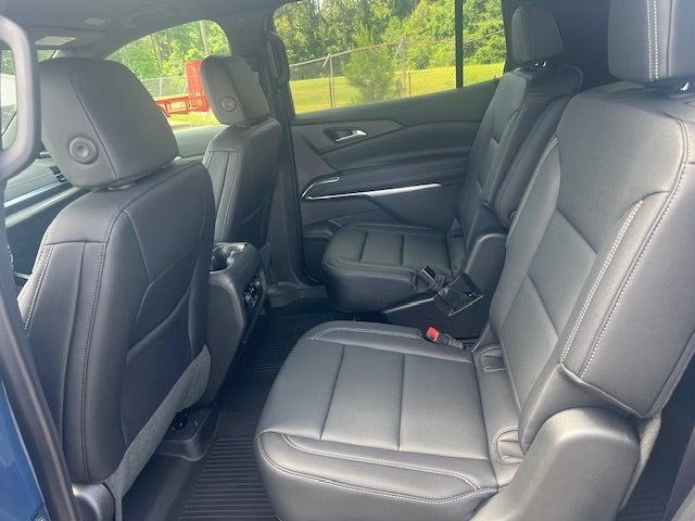 new 2025 Chevrolet Traverse car, priced at $45,885
