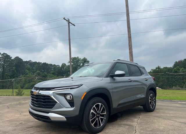 new 2024 Chevrolet TrailBlazer car, priced at $27,975