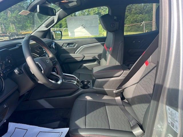new 2025 Chevrolet Colorado car, priced at $48,280