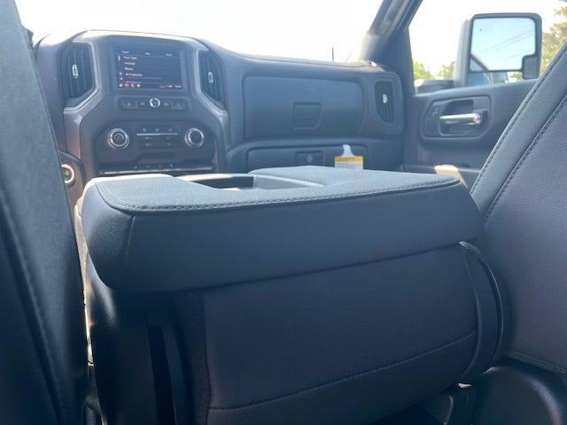 new 2025 Chevrolet Silverado 2500 car, priced at $67,630