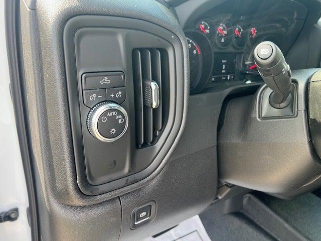 new 2025 GMC Sierra 1500 car, priced at $42,025
