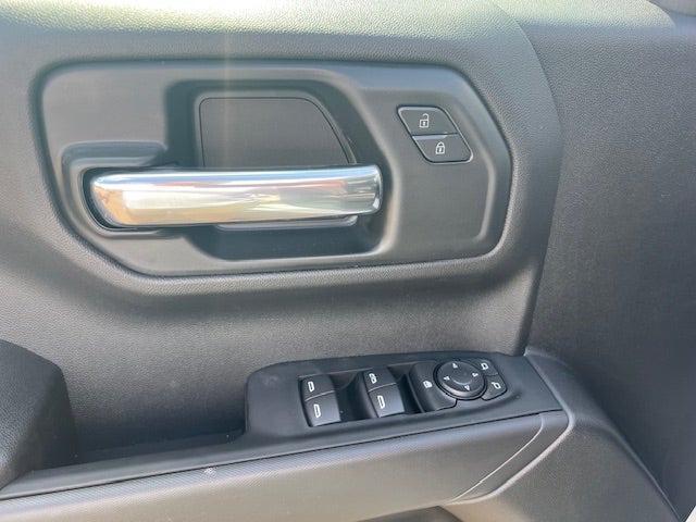 new 2025 GMC Sierra 1500 car, priced at $42,025