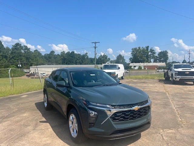 new 2025 Chevrolet Trax car, priced at $23,285