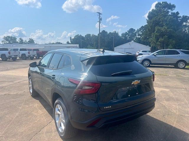 new 2025 Chevrolet Trax car, priced at $23,285