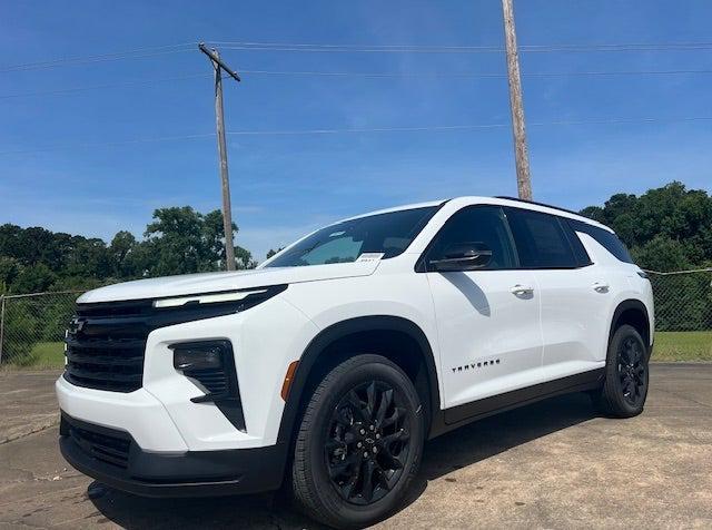 new 2025 Chevrolet Traverse car, priced at $46,345