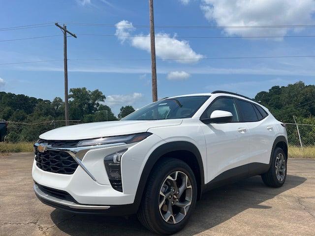 new 2025 Chevrolet Trax car, priced at $26,500
