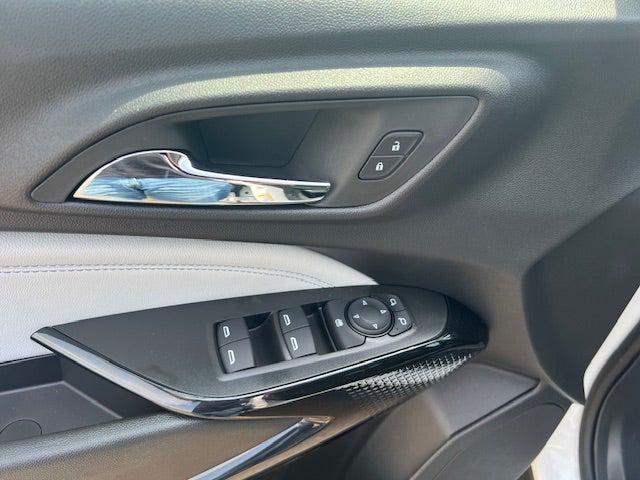 new 2025 Chevrolet Trax car, priced at $26,500