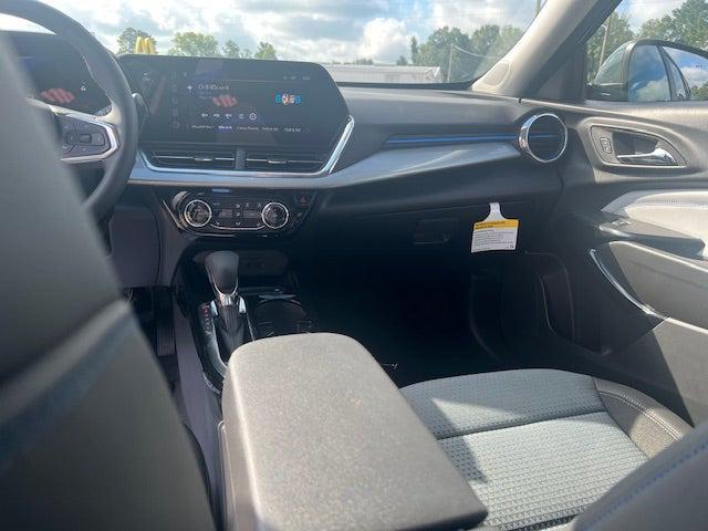 new 2025 Chevrolet Trax car, priced at $25,485