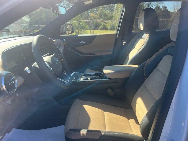 new 2026 Chevrolet Equinox car, priced at $36,695