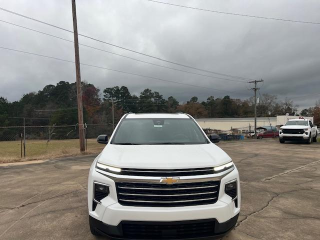 new 2025 Chevrolet Traverse car, priced at $45,495