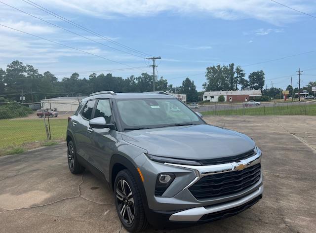 new 2025 Chevrolet TrailBlazer car, priced at $28,470