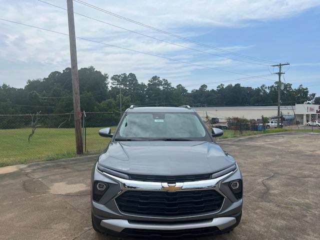 new 2025 Chevrolet TrailBlazer car, priced at $28,470