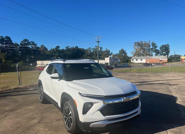 new 2025 Chevrolet TrailBlazer car, priced at $28,970