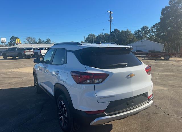 new 2025 Chevrolet TrailBlazer car, priced at $28,970