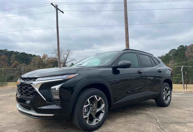 new 2025 Chevrolet Trax car, priced at $24,985