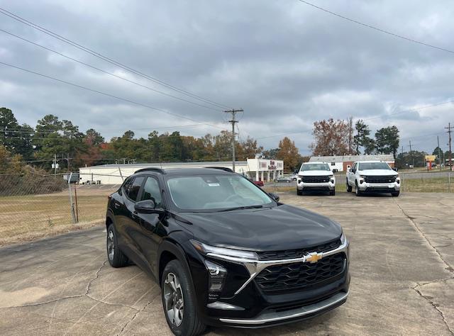 new 2025 Chevrolet Trax car, priced at $24,985