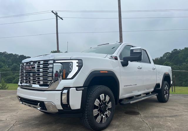 new 2024 GMC Sierra 2500 car, priced at $89,645