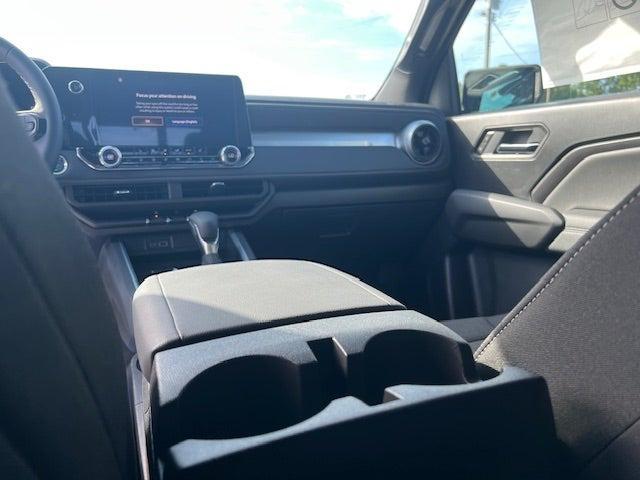 new 2025 Chevrolet Colorado car, priced at $41,155